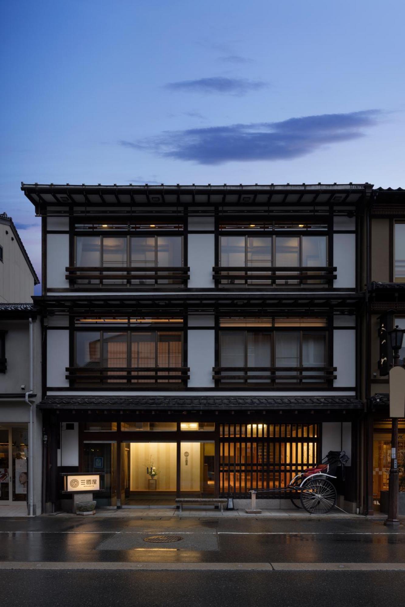 Mikuniya Hotell Toyooka  Exteriör bild