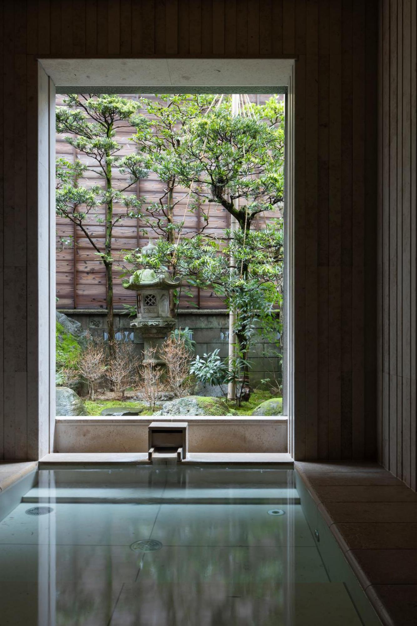 Mikuniya Hotell Toyooka  Exteriör bild